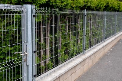Metal Fence Construction in South Houston, TX